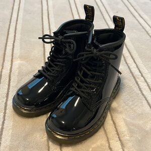 Dr. Martens 1460 Patent Leather lace up boots